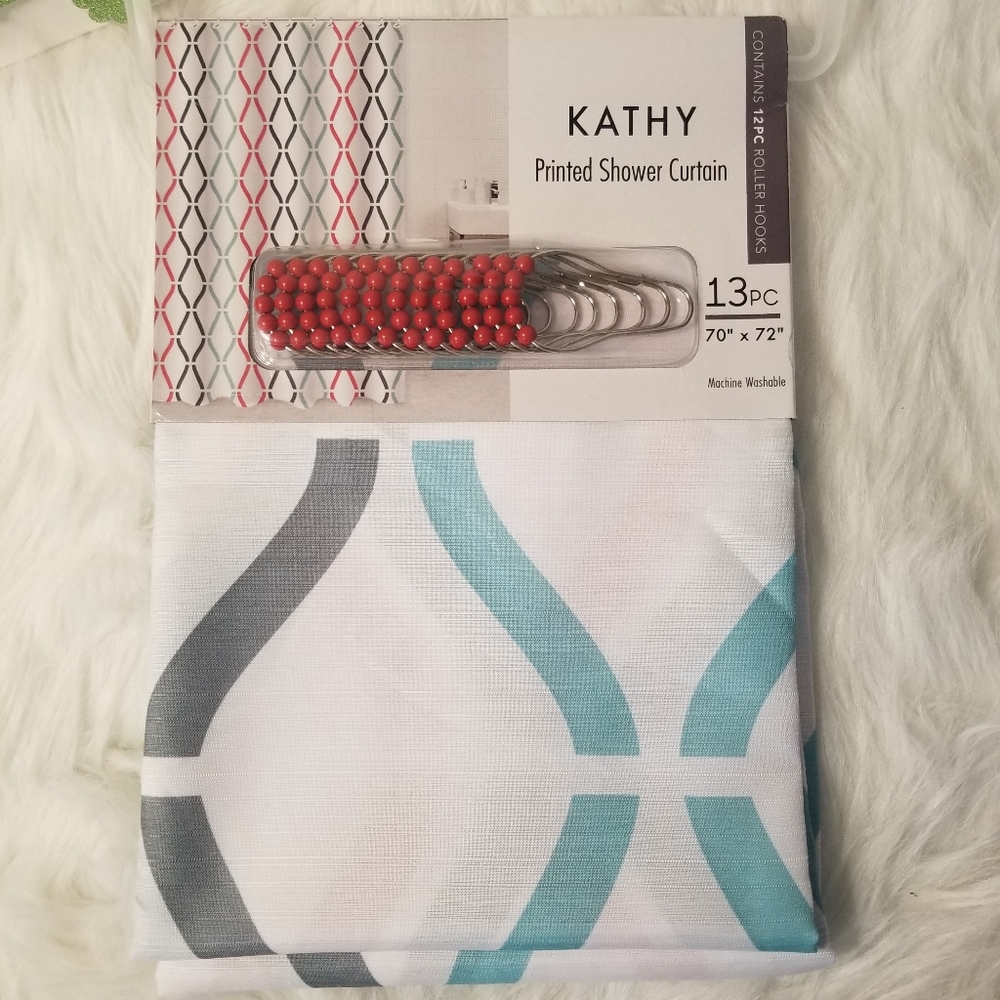 This cute 12pc printed shower curtain